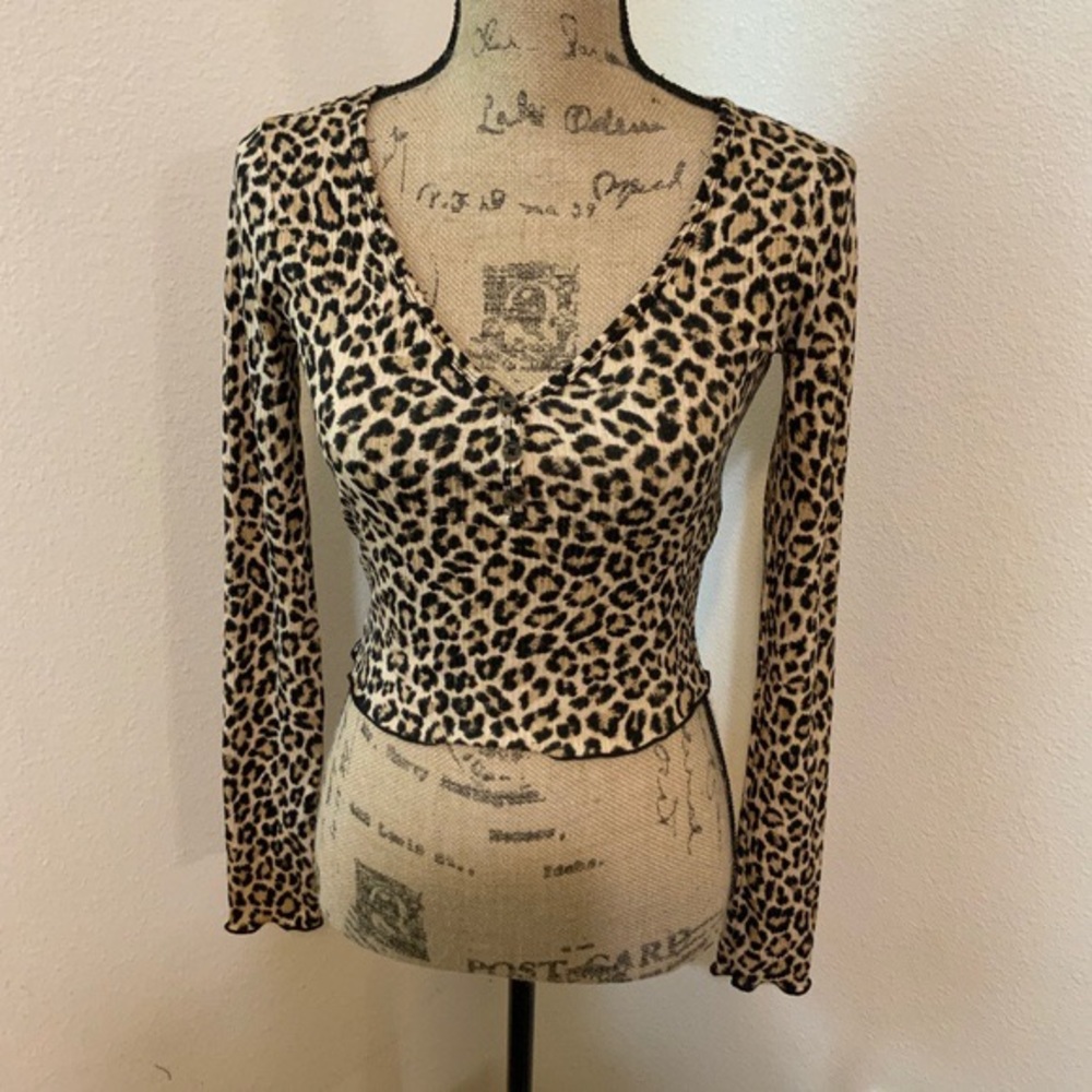 Forever 21 Leopard Print Long Sleeve Top